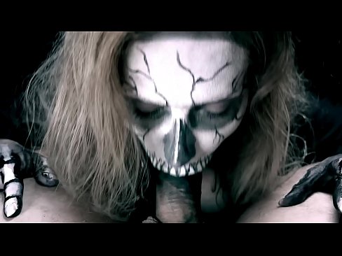 ❤️ Demoniška mergina čiulpia varpą savo juoda burna ir ryja spermą. ❌ Super seksas prie mūsų lt.4k-porno.ru ﹏